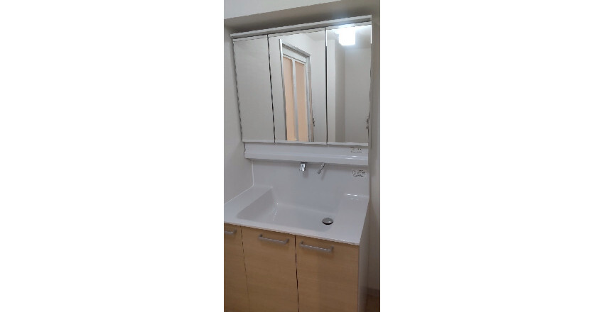 洗面化粧台交換　After